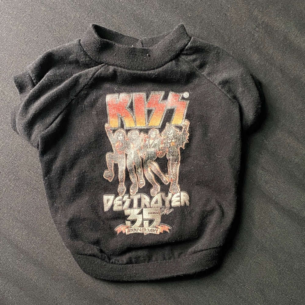 Kiss Black Short Sleeve dog Tee with Red & Yellow Logo